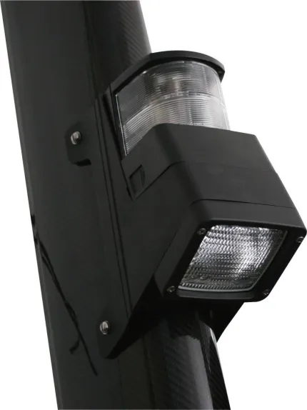 Feu de hune +  projecteur halogène - bateau < 20m