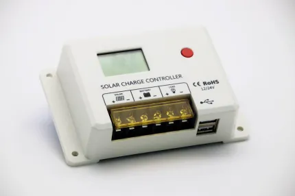 Régulateur solaire PWM 20A 12V/24V