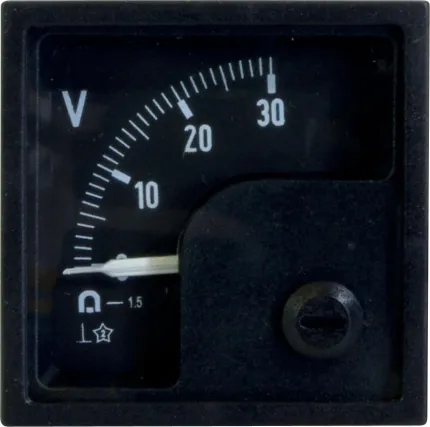 Voltmètre analogique 0-30VDC